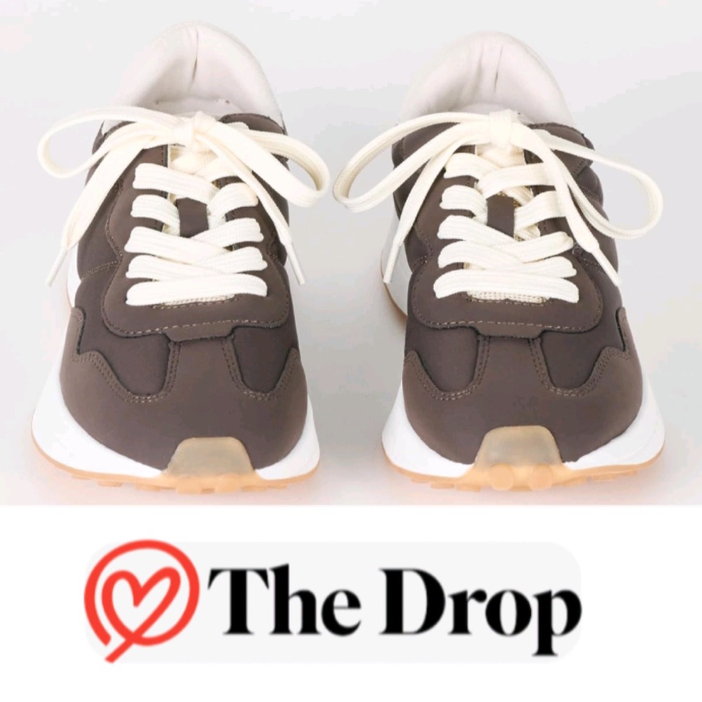 Like New! The Drop Andy Sneaker - Picture 3 of 16